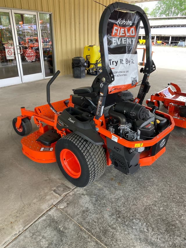 Image of Kubota Z726X equipment image 4
