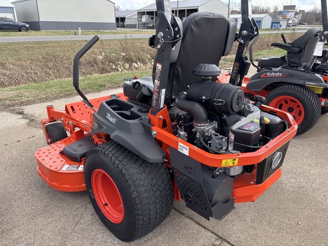 Image of Kubota Z726X equipment image 4
