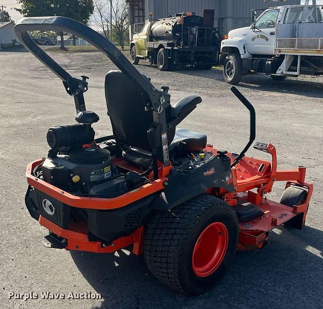 Image of Kubota Z726XKW equipment image 4