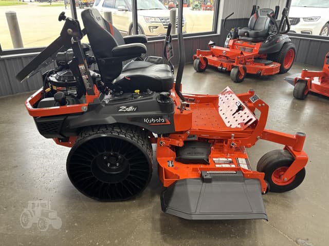 Image of Kubota Z781i equipment image 3