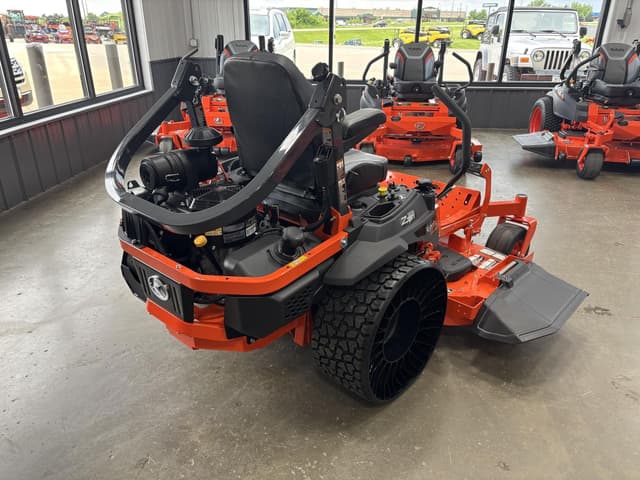 Image of Kubota Z781i equipment image 4