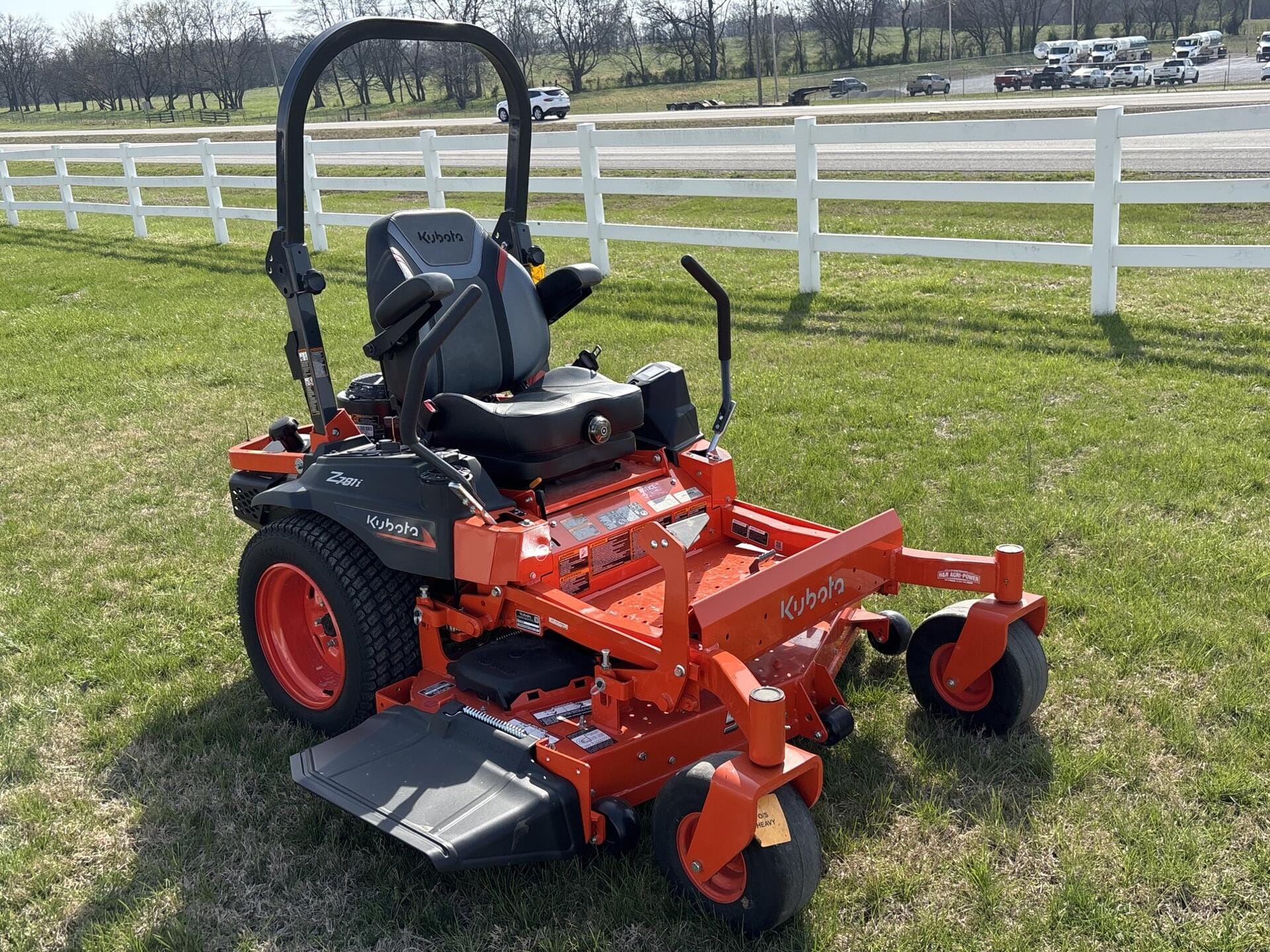 Kubota Z781KWI Equipment Image0