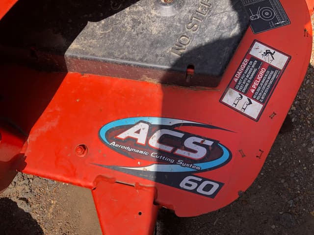 Image of Kubota ZD1211 equipment image 3