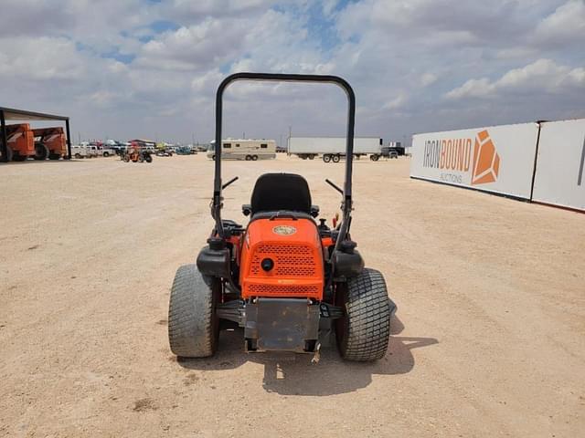 Image of Kubota ZD1211 equipment image 3
