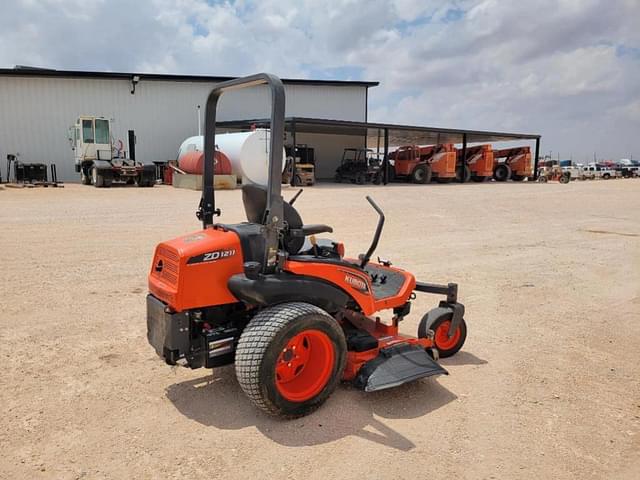 Image of Kubota ZD1211 equipment image 4