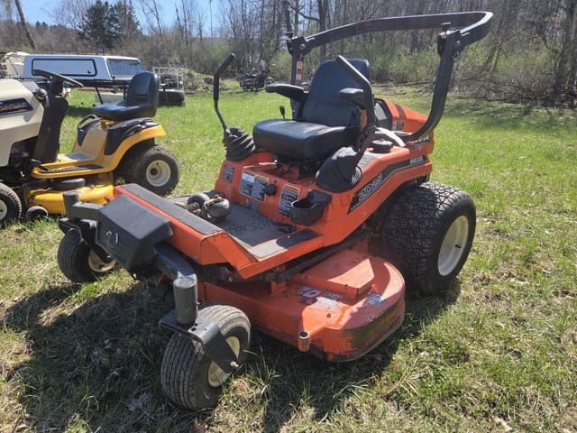 Image of Kubota ZD25 equipment image 3