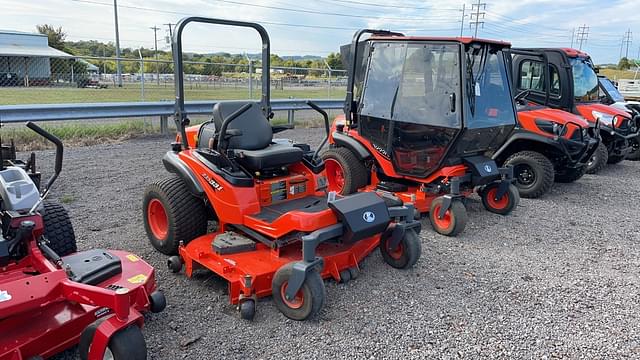 Image of Kubota ZD331 equipment image 2