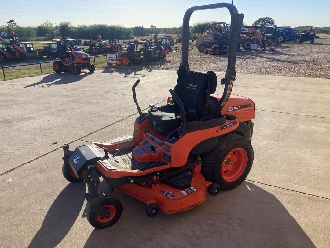 Image of Kubota ZD1011 Image 0