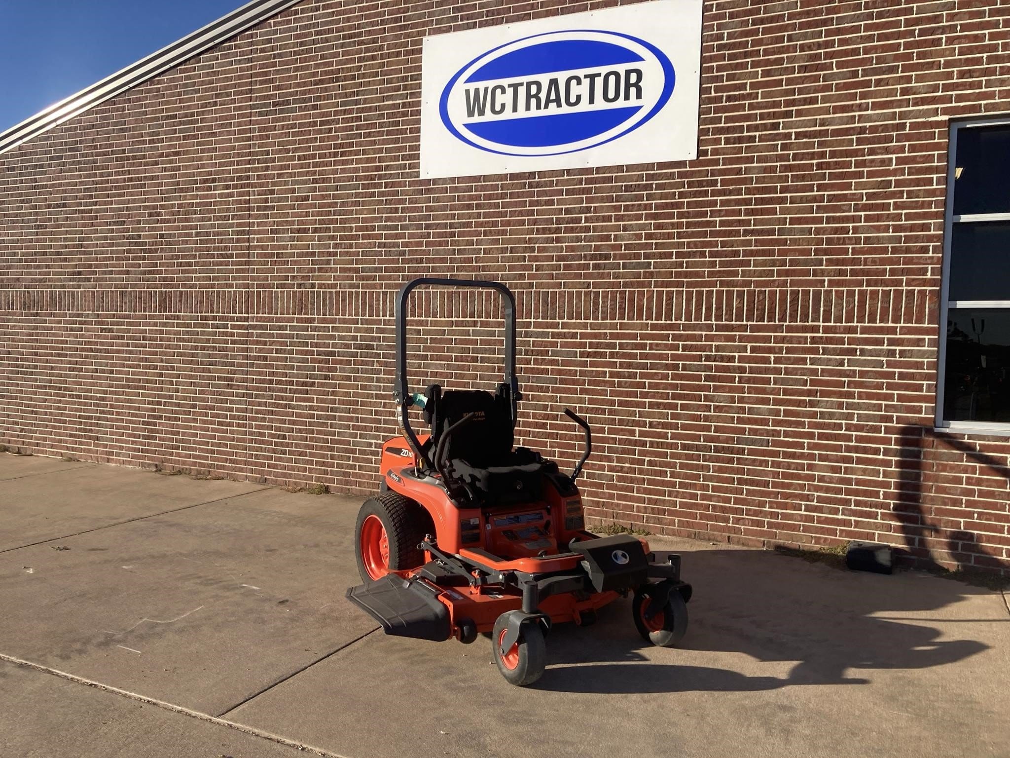 Main image Kubota ZD1011