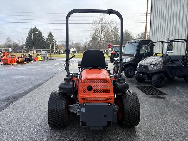 Image of Kubota ZD1211 equipment image 2