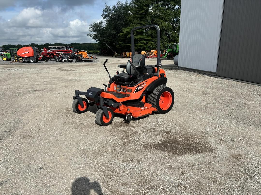 Image of Kubota ZD1211 Image 0