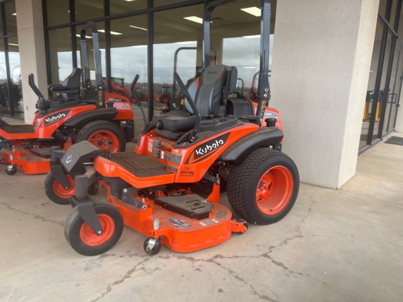 Kubota ZD1211-3-60 Equipment Image0