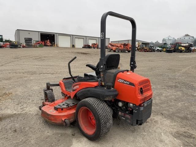 Image of Kubota ZD1211 equipment image 2