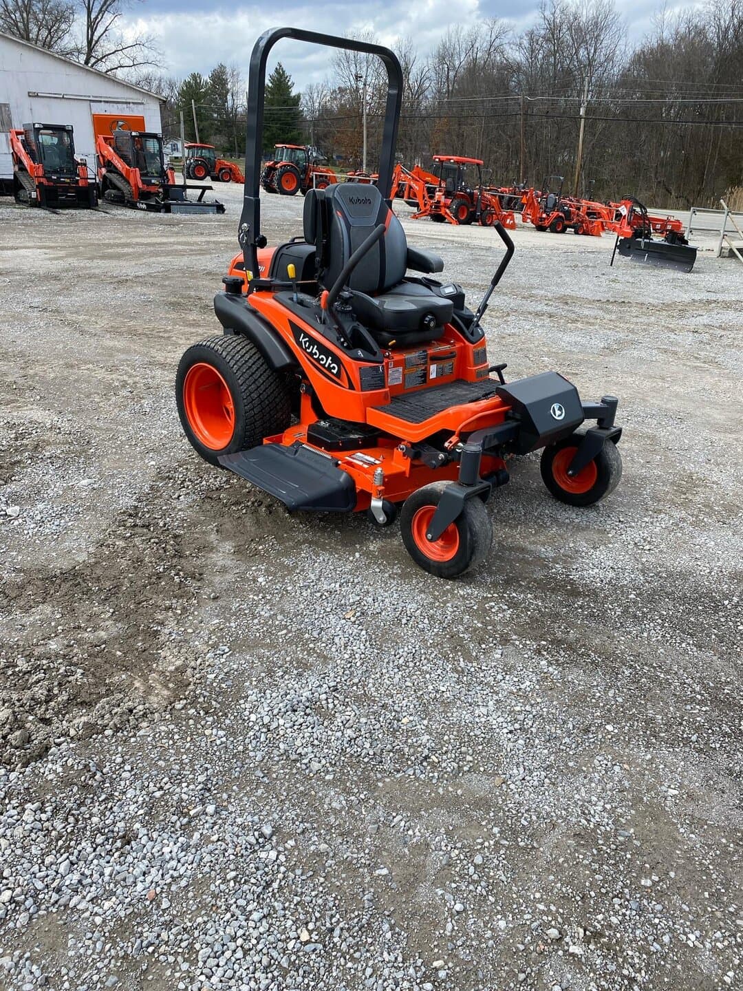 Image of Kubota ZD1211 Primary image