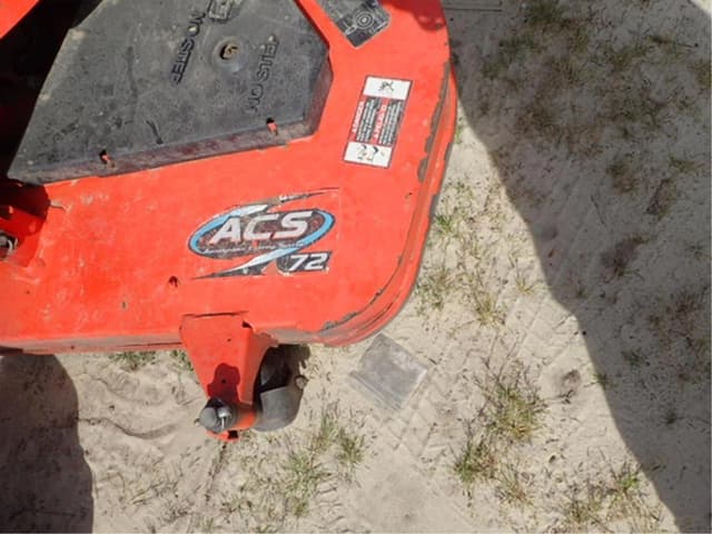 Image of Kubota ZD1211 equipment image 2