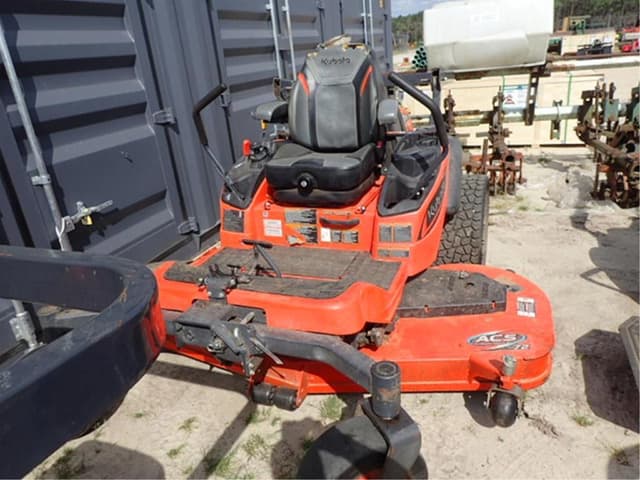 Image of Kubota ZD1211 equipment image 2