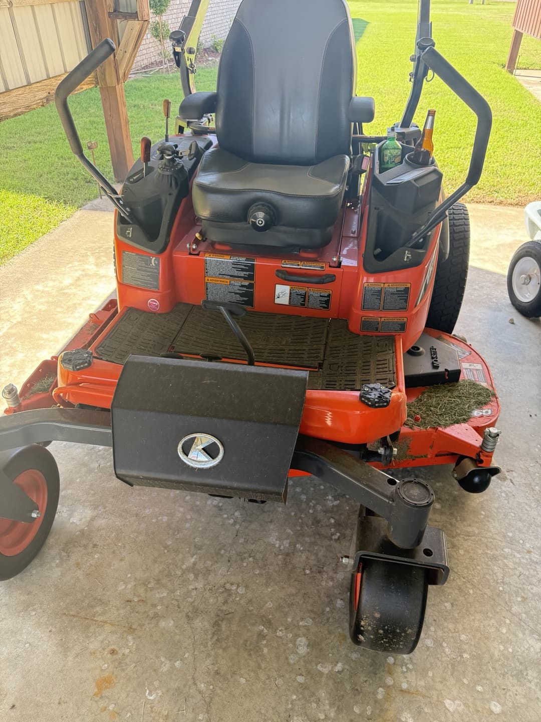 Image of Kubota ZD1211 Primary image