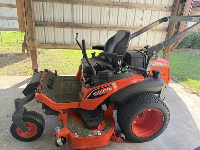 Image of Kubota ZD1211 equipment image 1