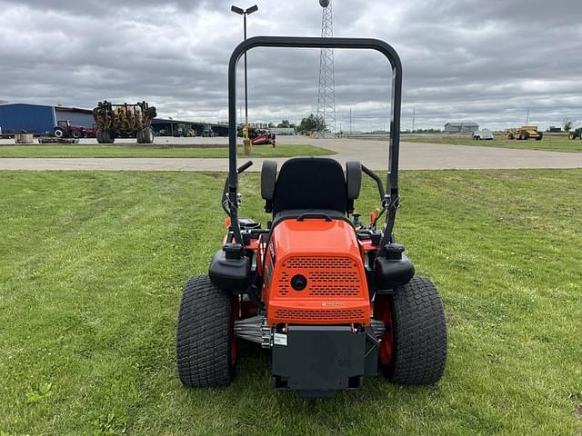 Image of Kubota ZD1211 equipment image 3