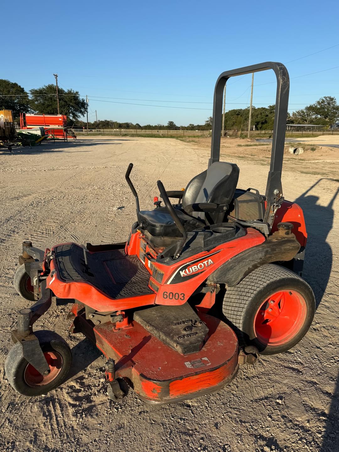 Image of Kubota ZD1211 Primary image