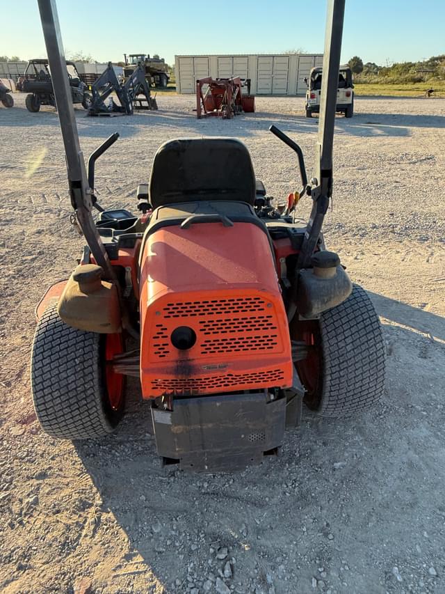 Image of Kubota ZD1211 equipment image 3