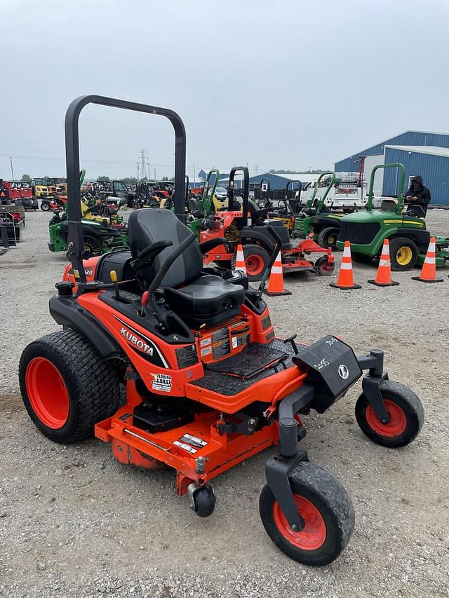 Image of Kubota ZD1211 equipment image 3