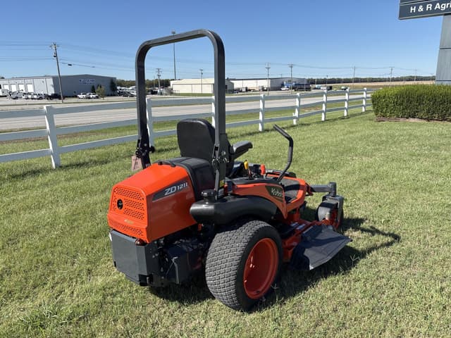 Image of Kubota ZD1211 equipment image 2