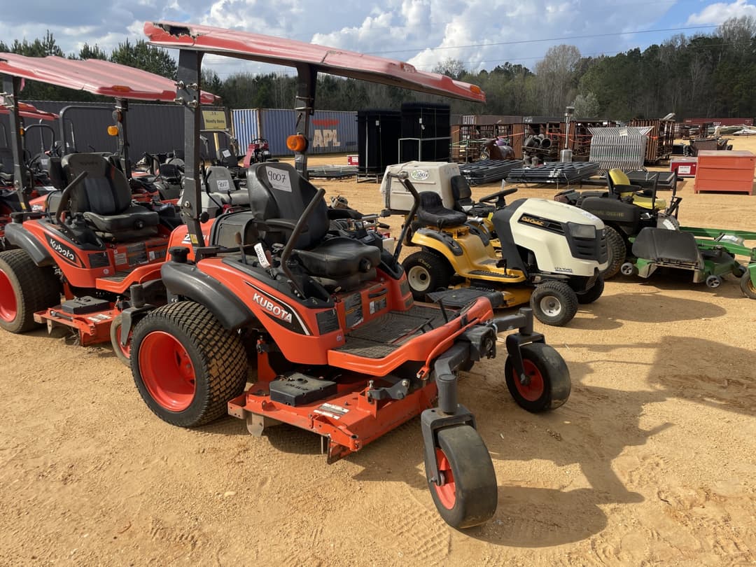 Image of Kubota ZD1211 Image 0