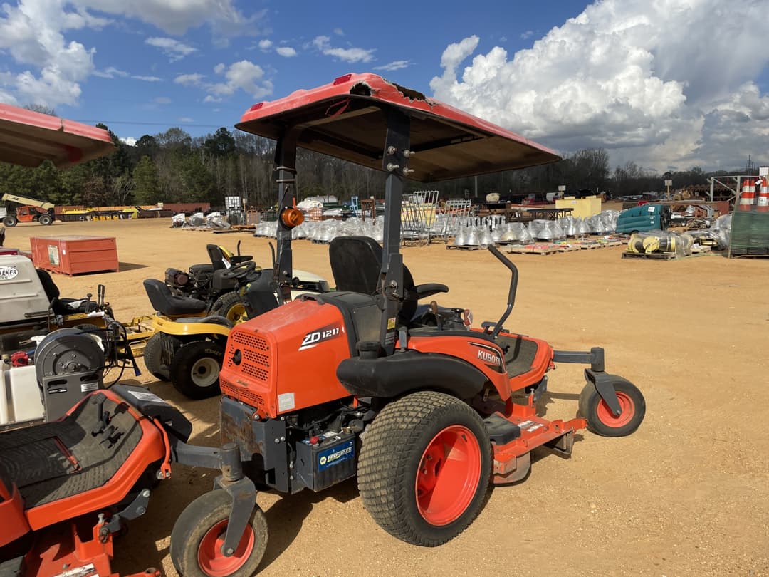 Image of Kubota ZD1211 Image 1