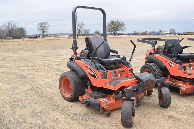 Image of Kubota ZD1211 equipment image 3