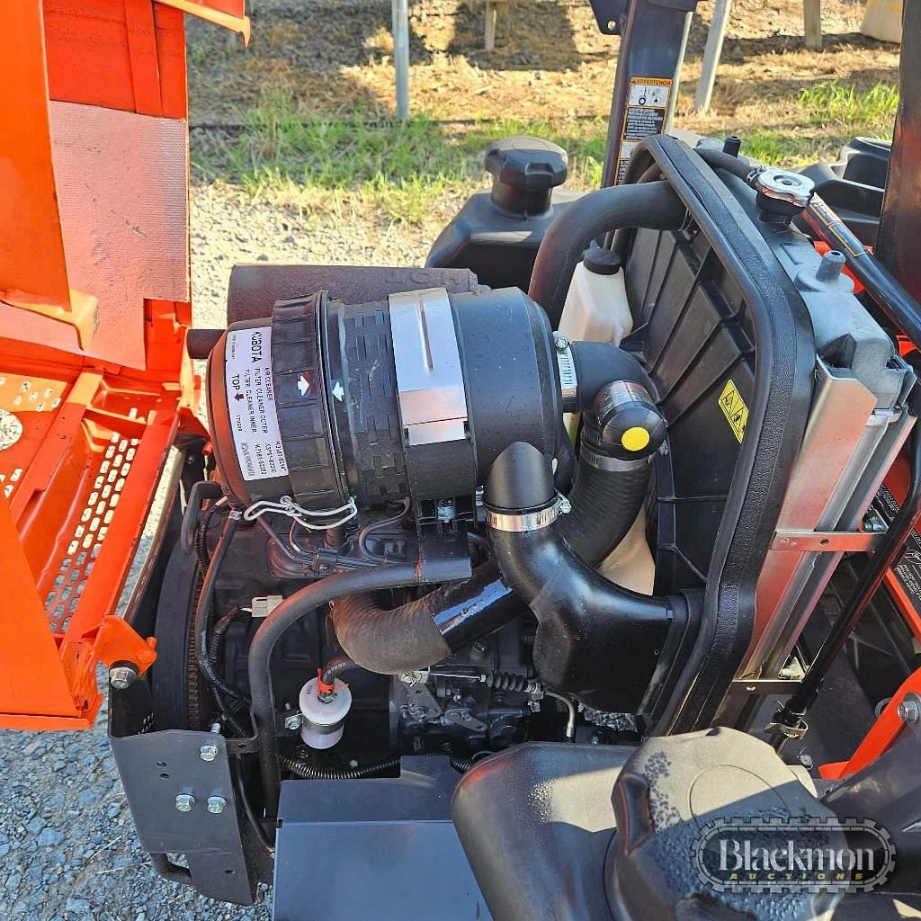 Image of Kubota ZD1211 Image 1