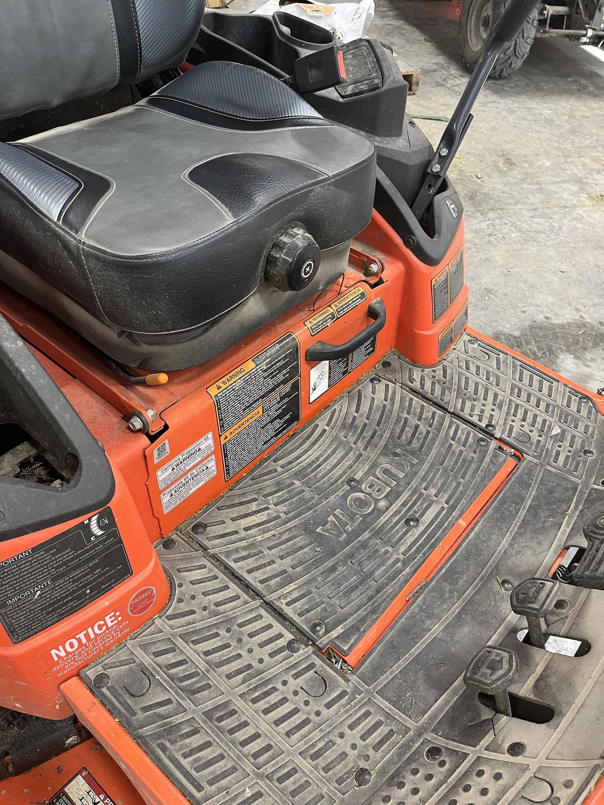 Kubota ZD1211 Other Equipment Turf for Sale Tractor Zoom