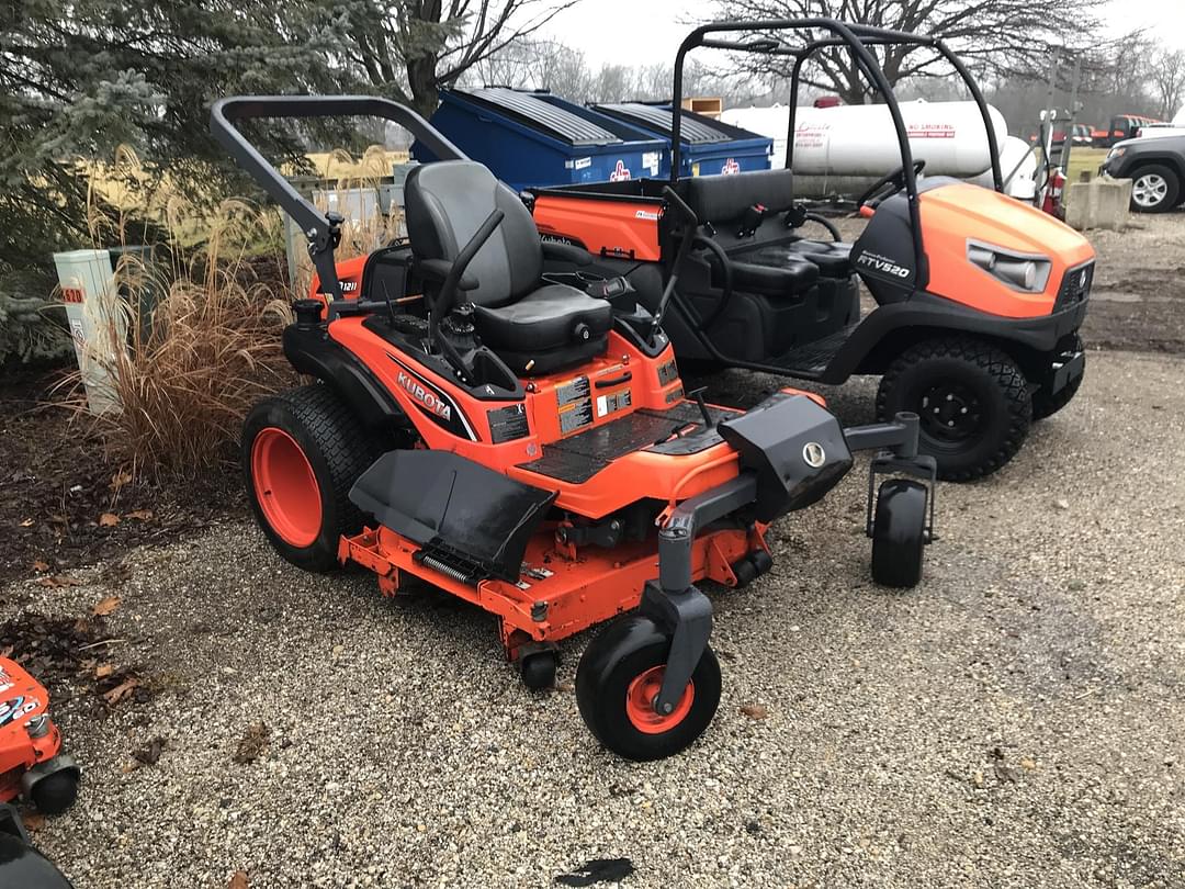 Image of Kubota ZD1211 Primary image