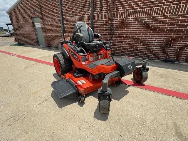 Image of Kubota ZD1211L Image 1