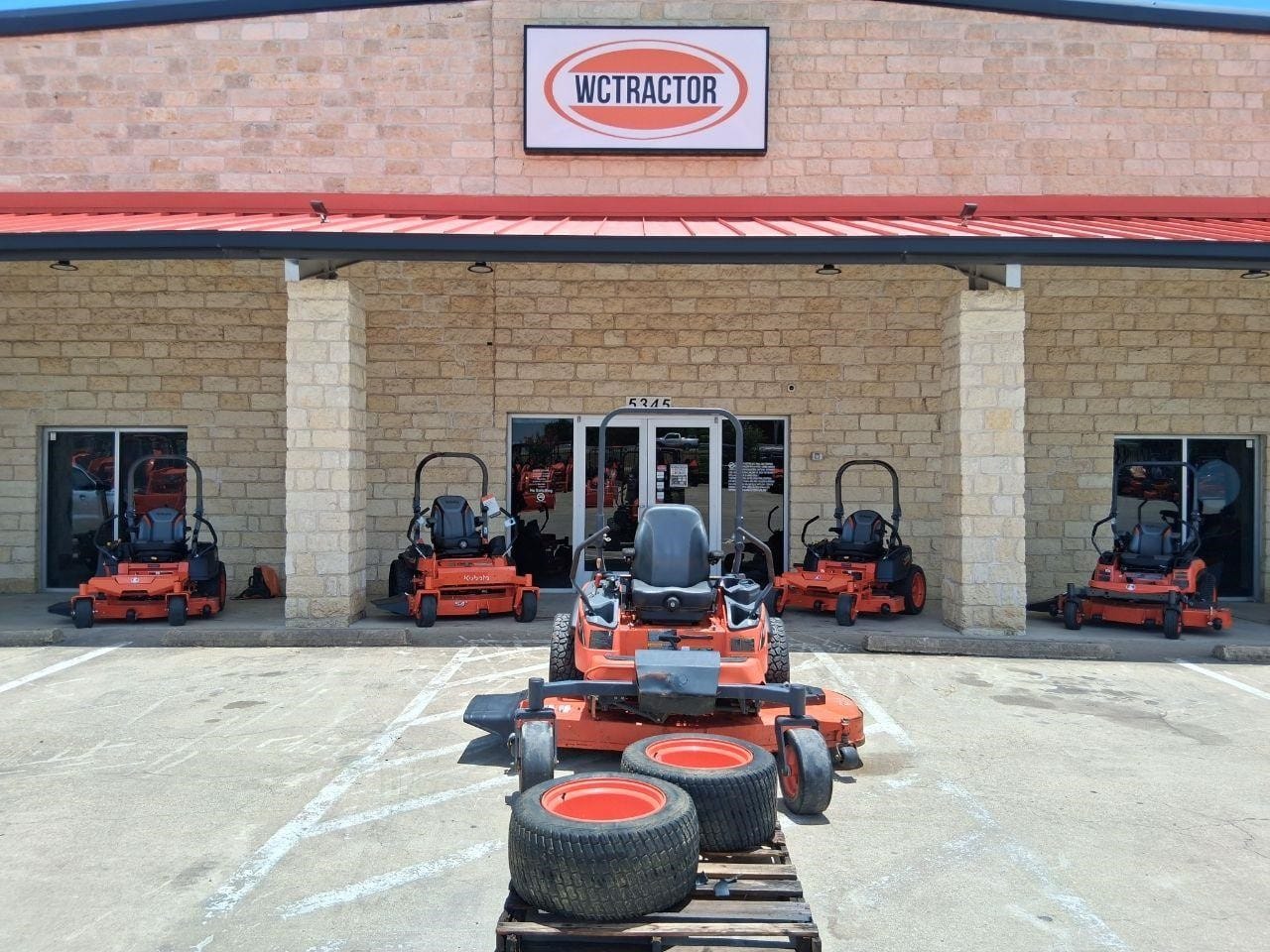 2016 Kubota ZD1211L Equipment Image0