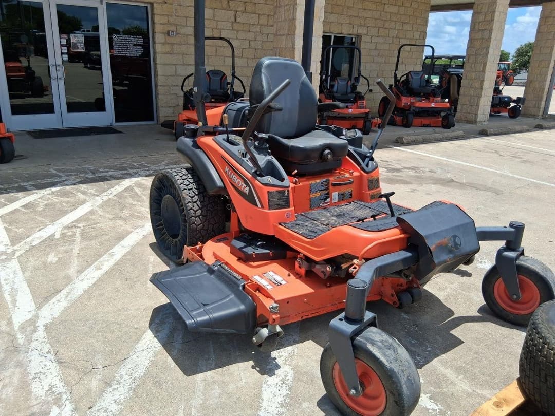 Image of Kubota ZD1211L Image 1