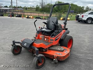 Kubota ZD1211L Image