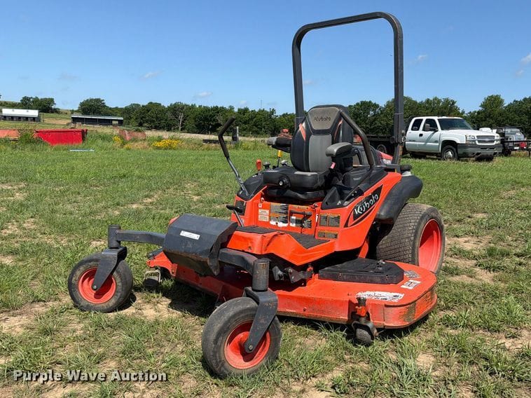 Kubota ZD1211L Equipment Image0