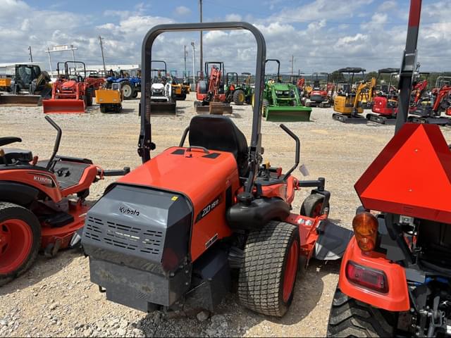 Image of Kubota ZD1511 equipment image 2