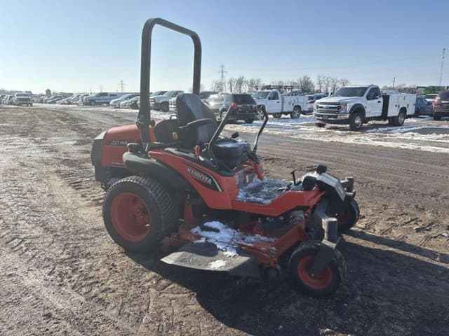 Image of Kubota ZD1511 equipment image 4