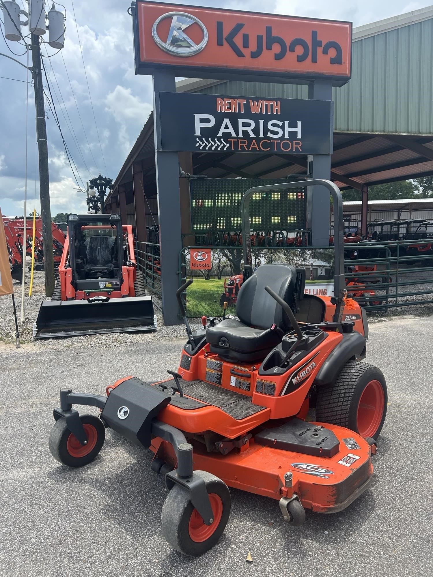 2018 Kubota ZD1511LF Equipment Image0