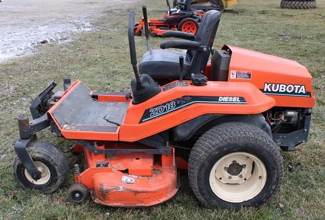 Image of Kubota ZD18 equipment image 2