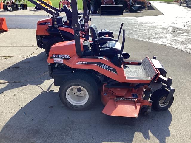 Image of Kubota ZD21 equipment image 1