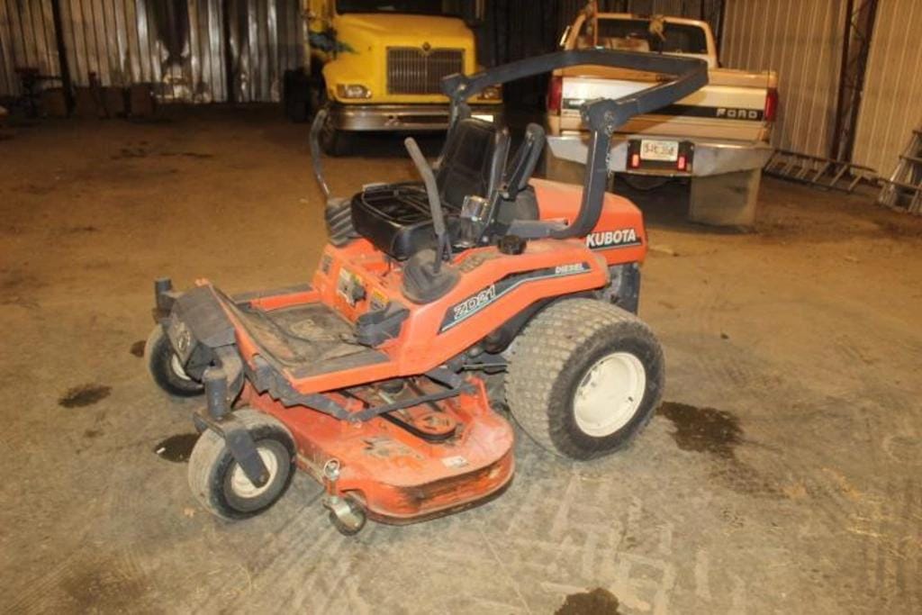 Kubota ZD21 Equipment Image0
