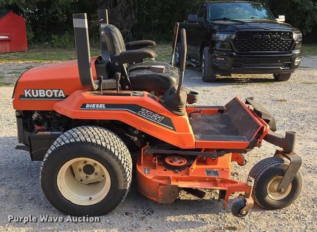 Image of Kubota ZD21F equipment image 3