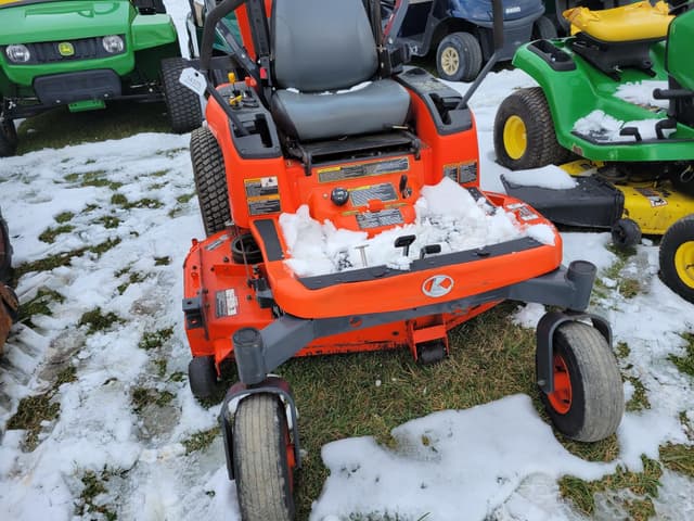 Image of Kubota ZD221 equipment image 2