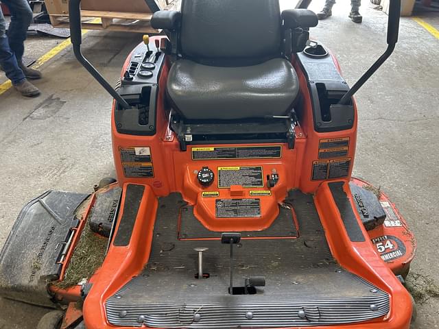 Image of Kubota ZD221Z equipment image 2