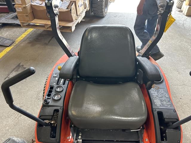 Image of Kubota ZD221Z equipment image 1