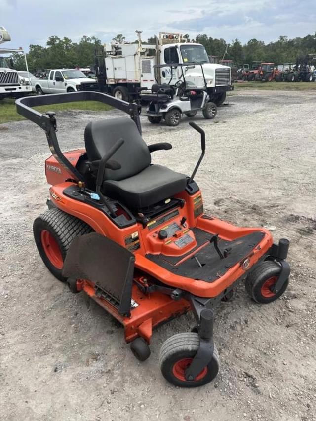 Image of Kubota ZD221 equipment image 4