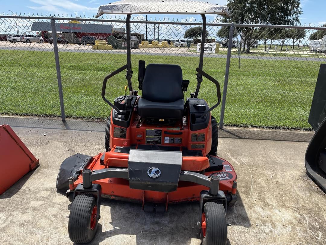 Image of Kubota ZD323 Image 1